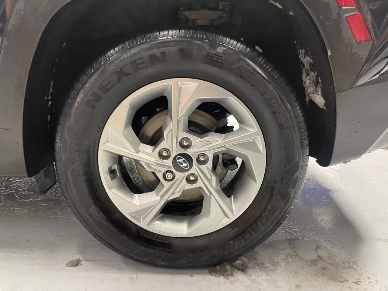 2024 Hyundai Tucson PREFERRED TREND SUNROOF   HEATED SEATS   HEATED WH Photo