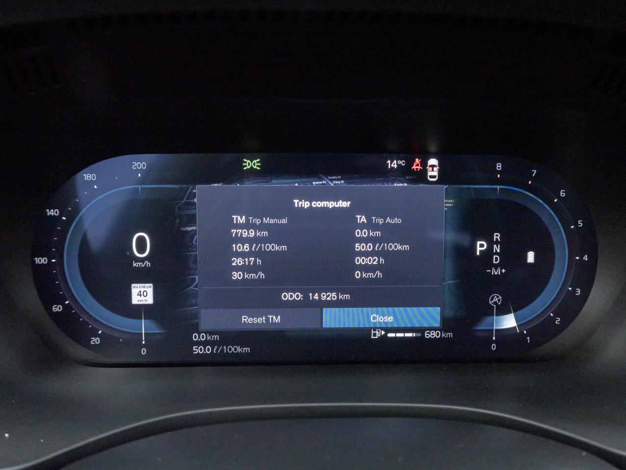 2025 Volvo XC60 B5 AWD Plus Dark Theme NEARLY NEW  CPO Photo