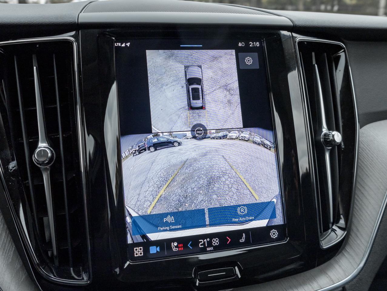 2025 Volvo XC60 B5 AWD Plus Dark Theme NEARLY NEW  CPO Photo