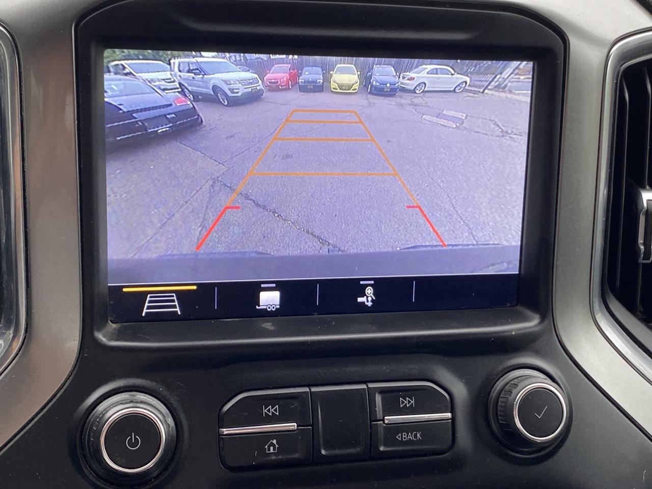 2019 Chevrolet Silverado 1500 4WD Crew Cab 157  LT Photo