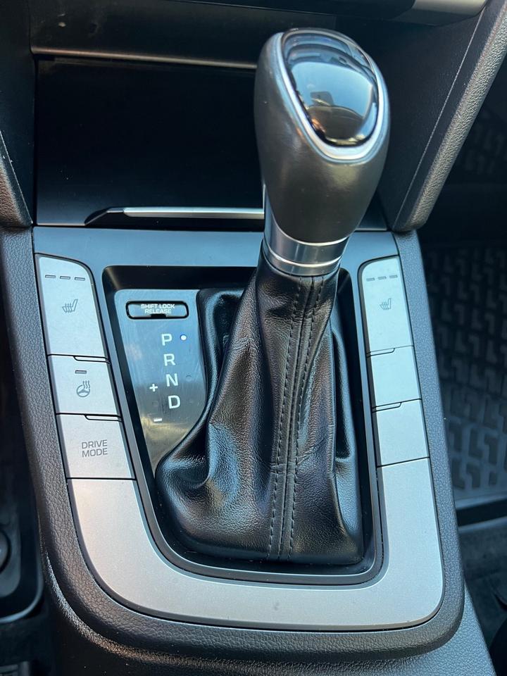 2018 Hyundai Elantra GL SE Auto Photo