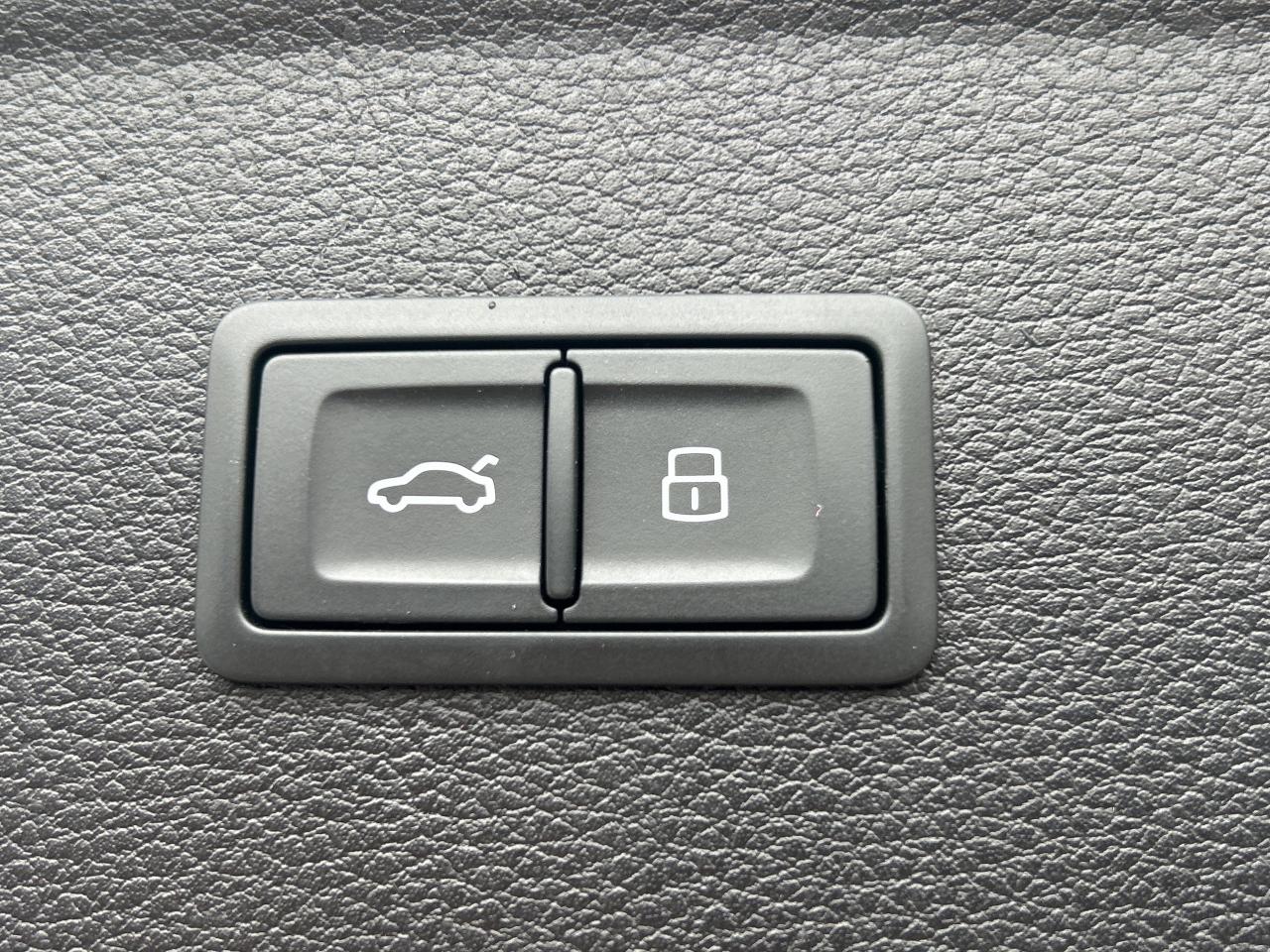 2024 Audi Q5 S-LINE, NEW TIRES,ADAPTIVE CRUISE,BLIND SPOT,PANO Photo