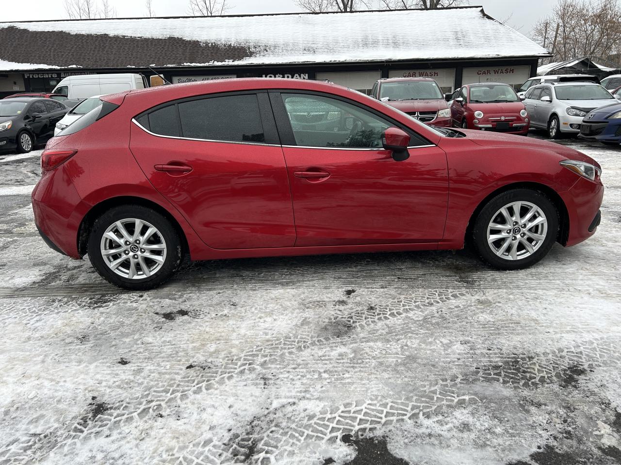 2015 Mazda Mazda3 Sport GS Photo