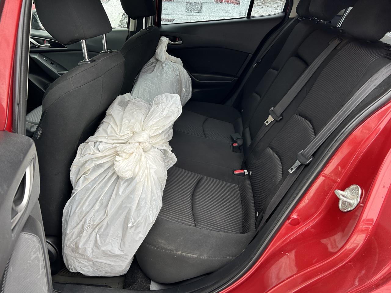 2015 Mazda Mazda3 Sport GS Photo