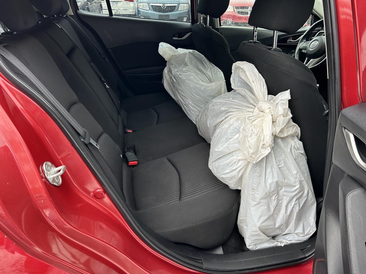 2015 Mazda Mazda3 Sport GS Photo