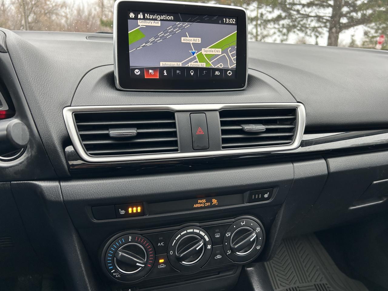 2015 Mazda Mazda3 Sport GS Photo