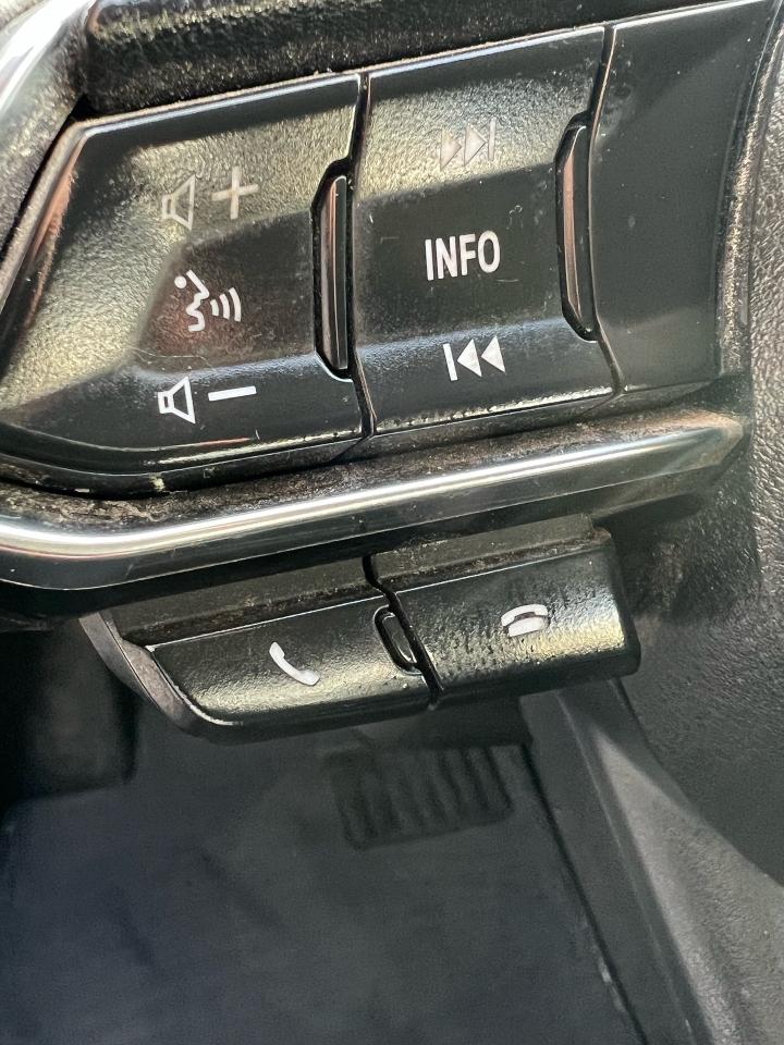 2018 Mazda MAZDA3 GX Photo