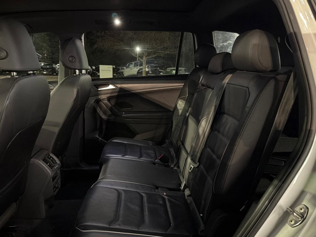 2019 Volkswagen Tiguan HighlineONE-OWNER, ACCIDENT-FREE, THIRD ROW, SUNRO Photo