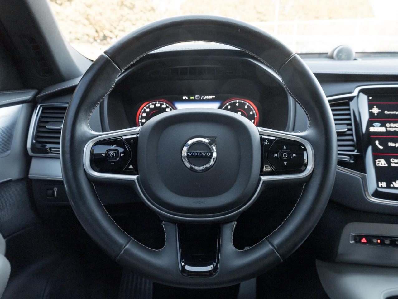 2021 Volvo XC90 T6 AWD R-Design  AIR SUSPENSION  B & WILKINS  CPO Photo