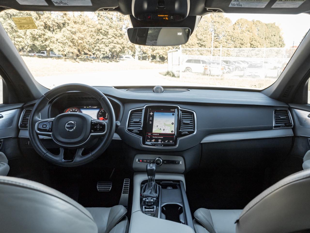 2021 Volvo XC90 T6 AWD R-Design  AIR SUSPENSION  B & WILKINS  CPO Photo