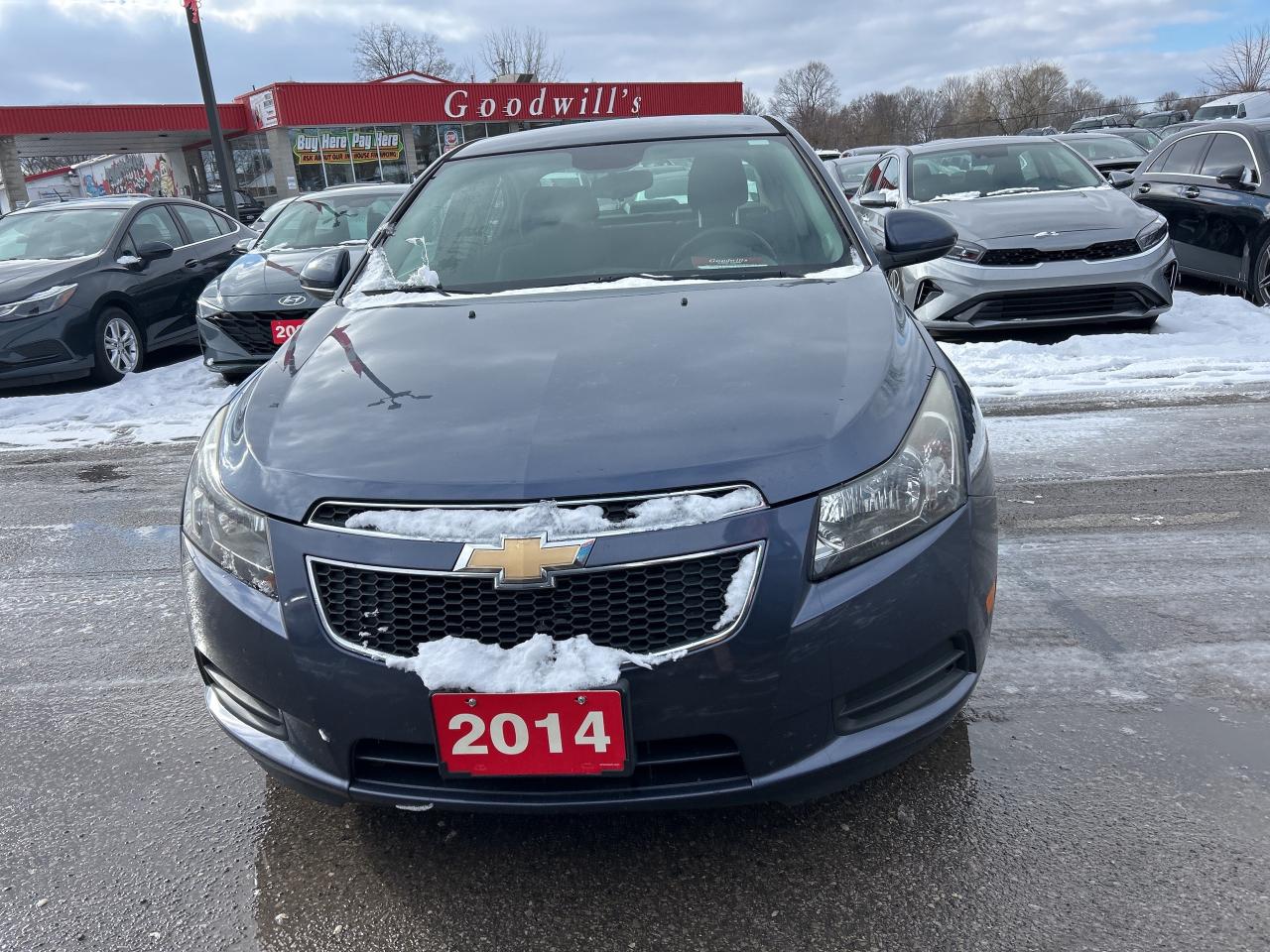 2014 Chevrolet Cruze LT, CLEAN CARFAX, REMOTE START, BACK UP CAMERA! Photo