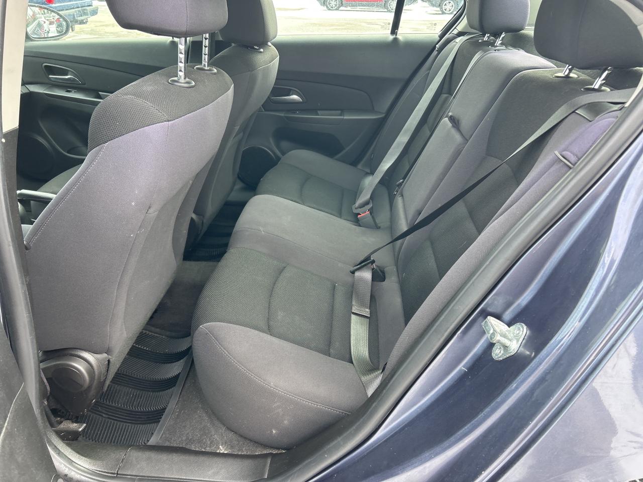 2014 Chevrolet Cruze LT, CLEAN CARFAX, REMOTE START, BACK UP CAMERA! Photo