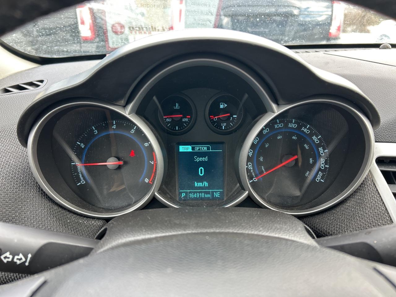 2014 Chevrolet Cruze LT, CLEAN CARFAX, REMOTE START, BACK UP CAMERA! Photo