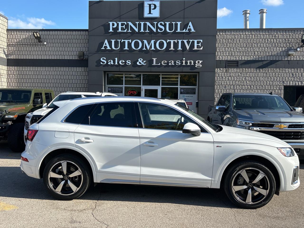 2024 Audi Q5 S-LINE, ADAPTIVE CRUISE CONTROL, PANOROOF, 20"S Photo