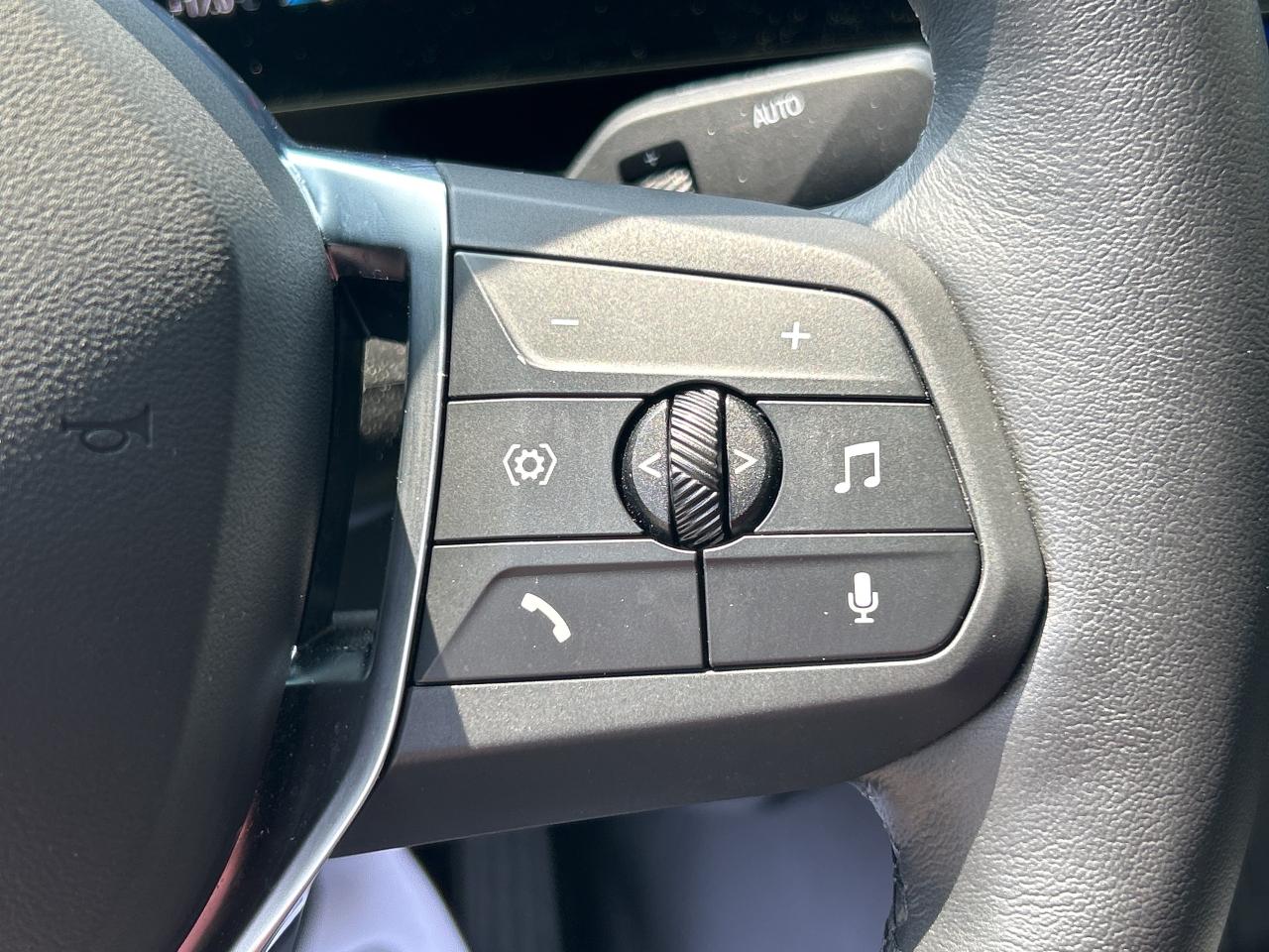 2025 BMW X2 PANOROOF,CARPLAY,ANDROID AUTO, REMOTE STARTER Photo