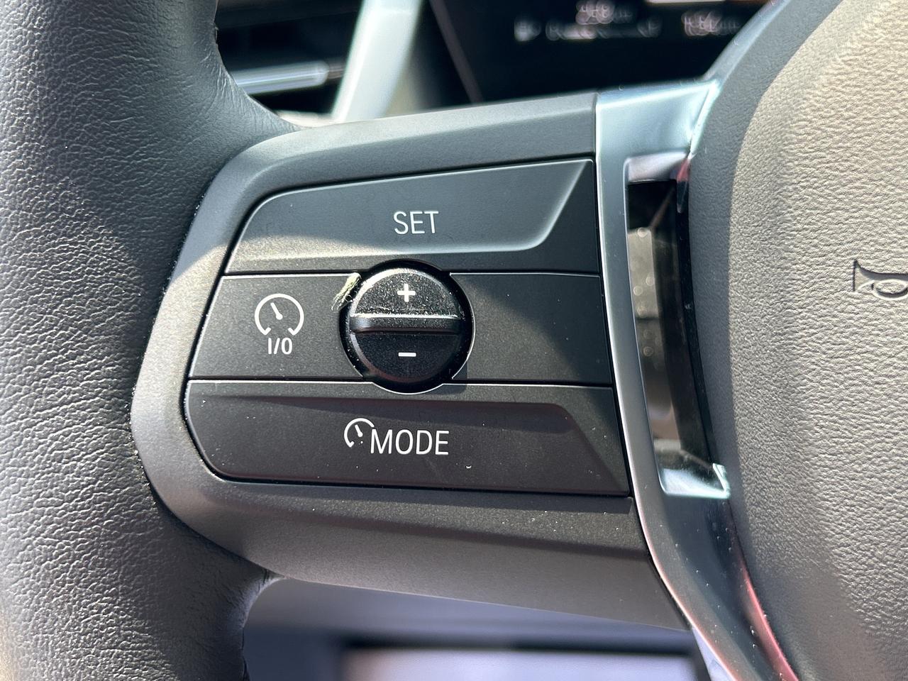 2025 BMW X2 PANOROOF,CARPLAY,ANDROID AUTO, REMOTE STARTER Photo