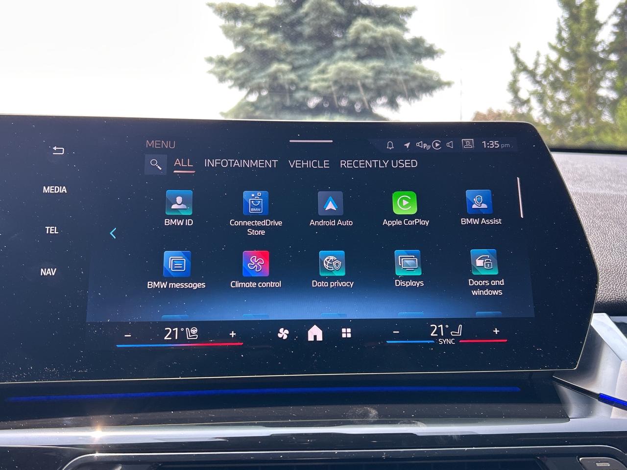2025 BMW X2 PANOROOF,CARPLAY,ANDROID AUTO, REMOTE STARTER Photo