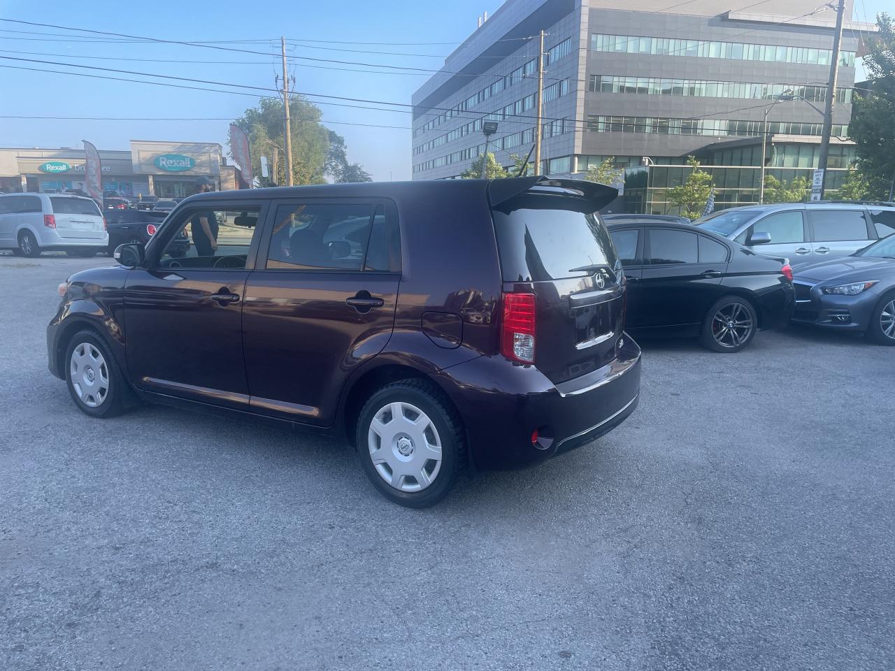 2015 Scion xB 5DR HB AUTO Photo4