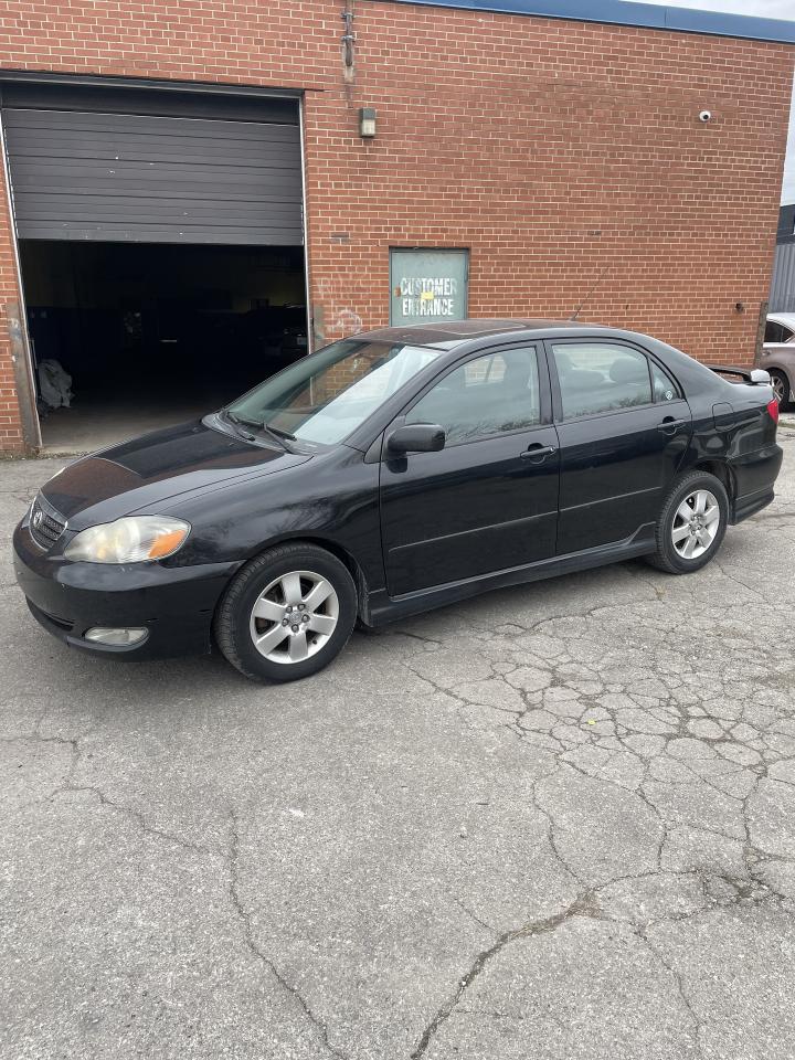 2005 Toyota Corolla S  Sdn Sport Auto SUNROOF ALLOYS POWER OPTIONS Photo0