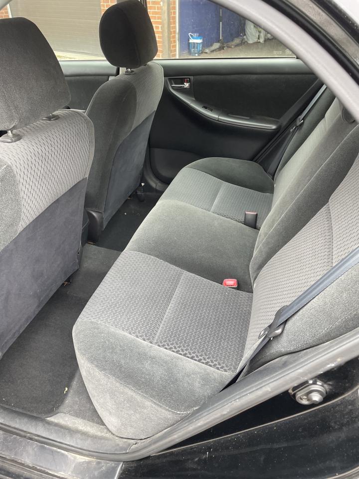 2005 Toyota Corolla S  Sdn Sport Auto SUNROOF ALLOYS POWER OPTIONS Photo