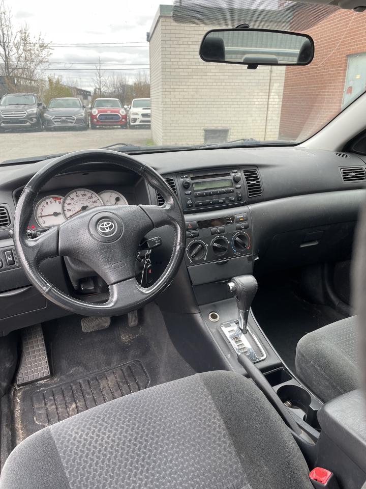 2005 Toyota Corolla S  Sdn Sport Auto SUNROOF ALLOYS POWER OPTIONS Photo