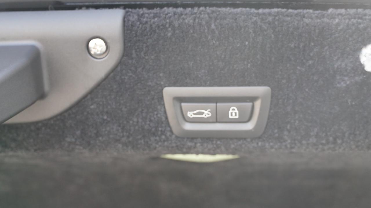 2015 Rolls-Royce Ghost SERIES II V 12 TWIN-TURBO / HUD / MASSAGE SEATS Photo