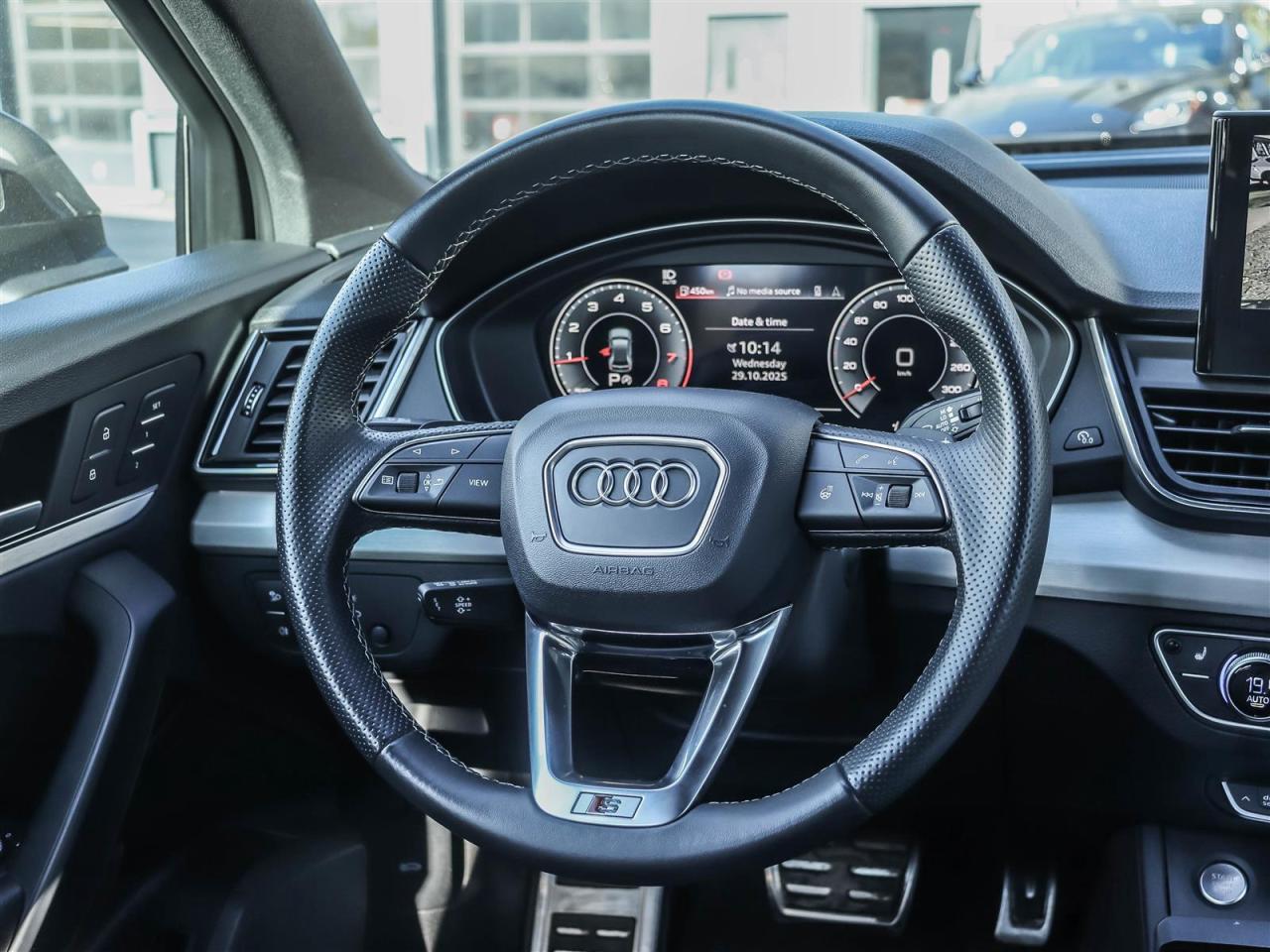 2022 Audi Q5 Sportback 45 2.0T Progressiv quattro 7sp S Tronic Photo