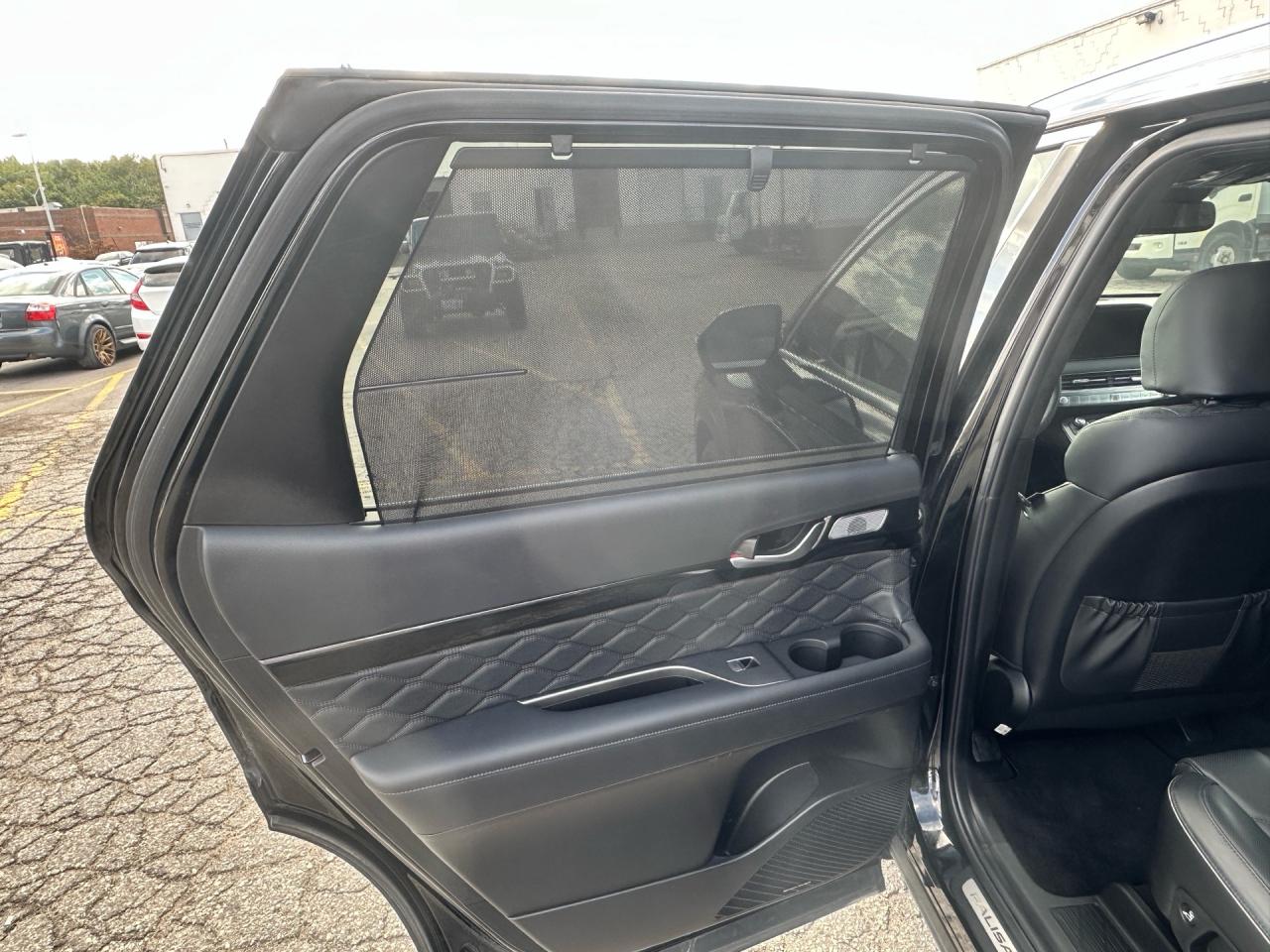 2021 Hyundai PALISADE Ultimate Calligraphy 7-Passenger AWD Photo