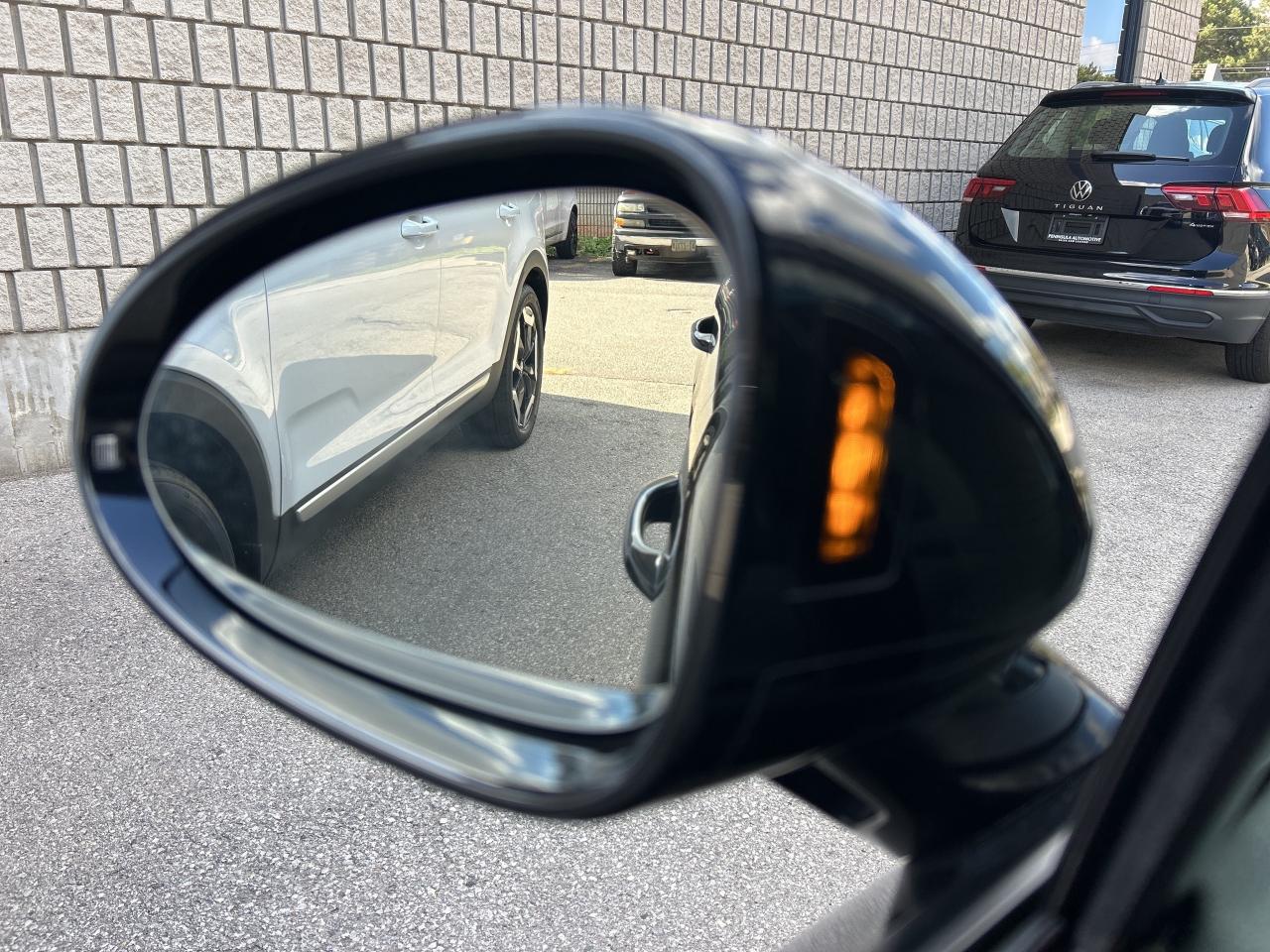 2024 Porsche Macan PREMIUM PLUS PKG,NEW TIRES,BOSE,360 CAM,21WHEELS Photo