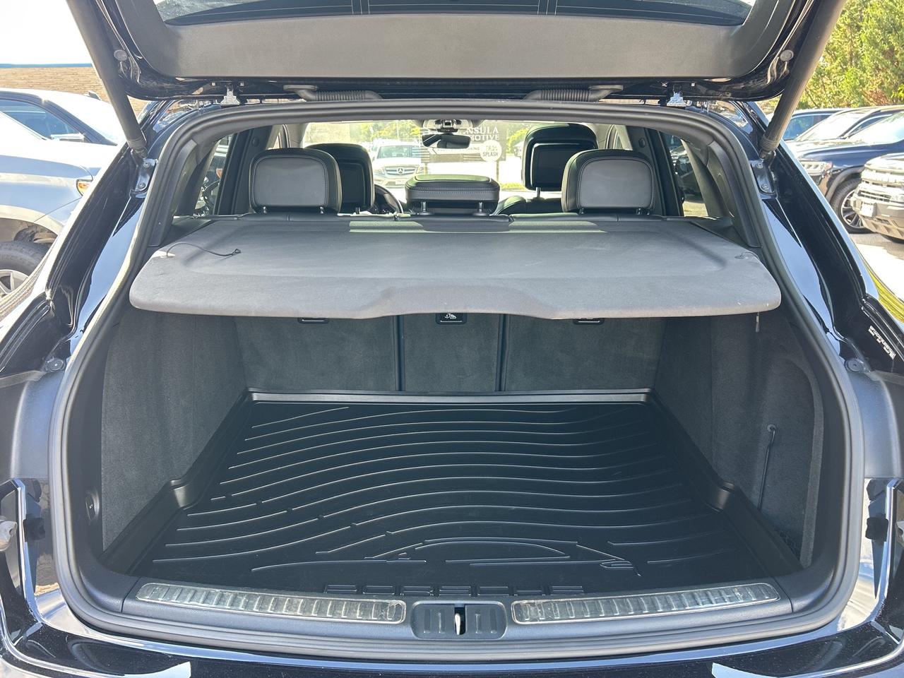 2024 Porsche Macan PREMIUM PLUS PKG,NEW TIRES,BOSE,360 CAM,21WHEELS Photo