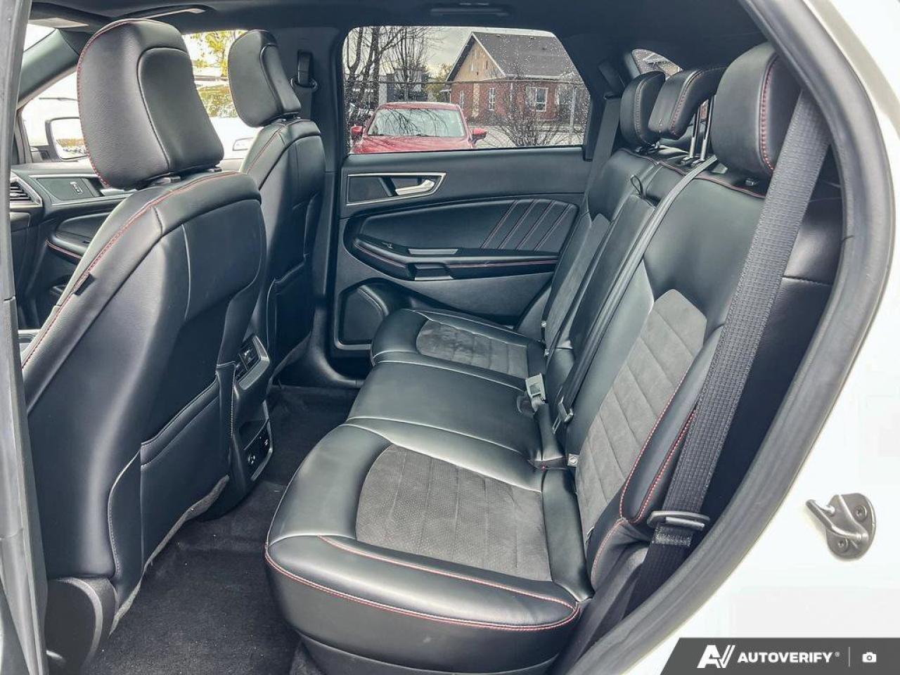 2022 Ford Edge ST Line   MOONROOF   NAV   AWD MOONROOF   NAV   AW Photo