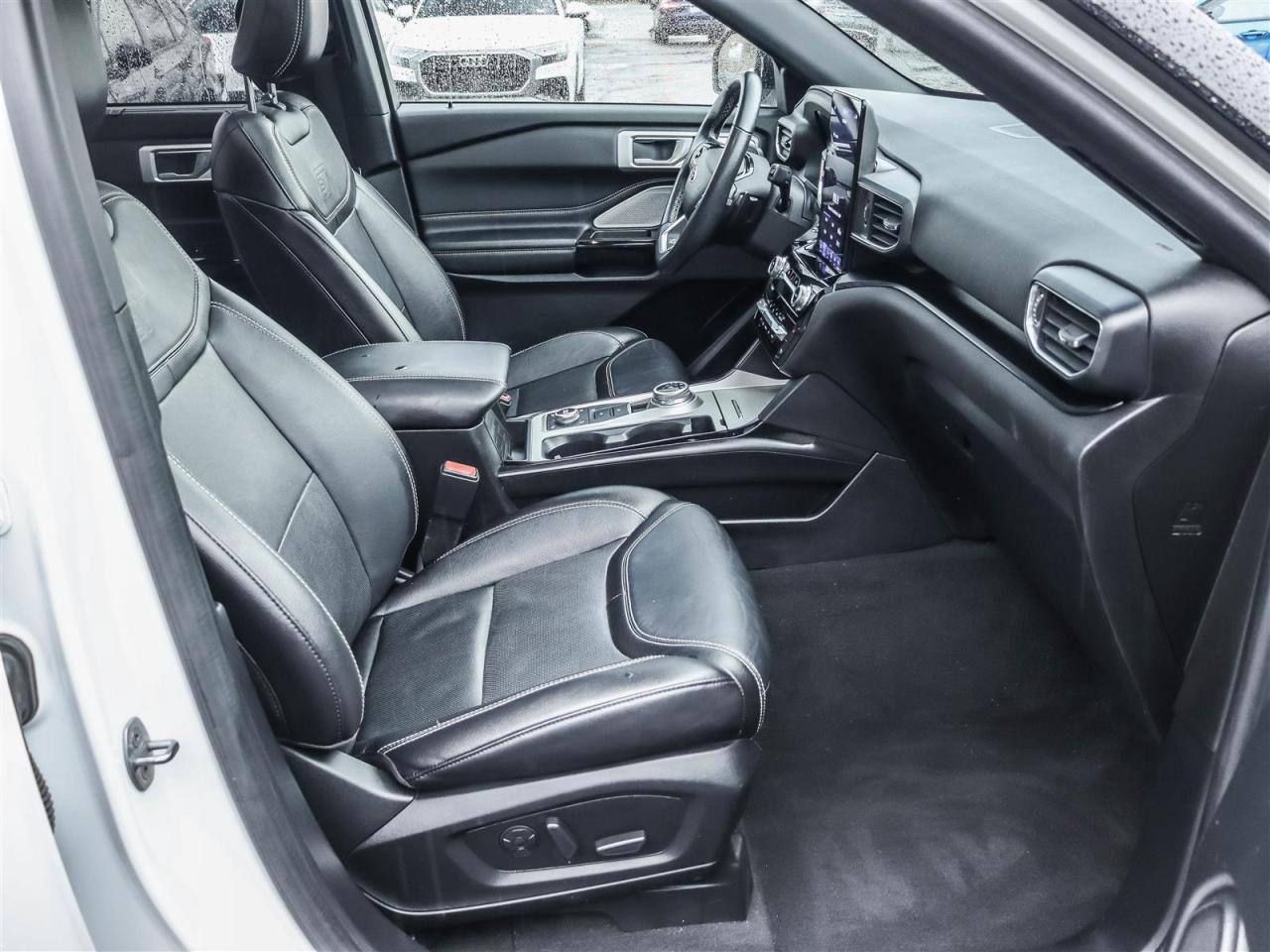 2022 Ford Explorer ST Photo