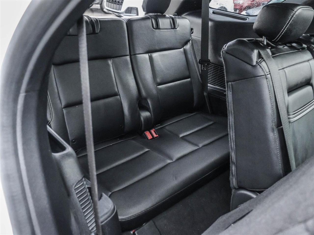 2022 Ford Explorer ST Photo