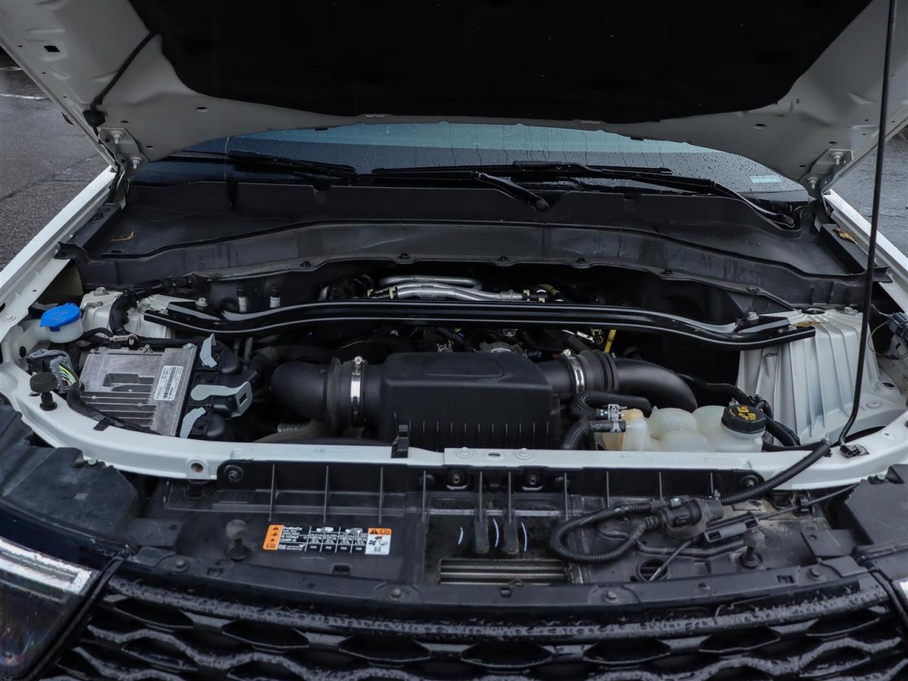 2022 Ford Explorer ST Photo