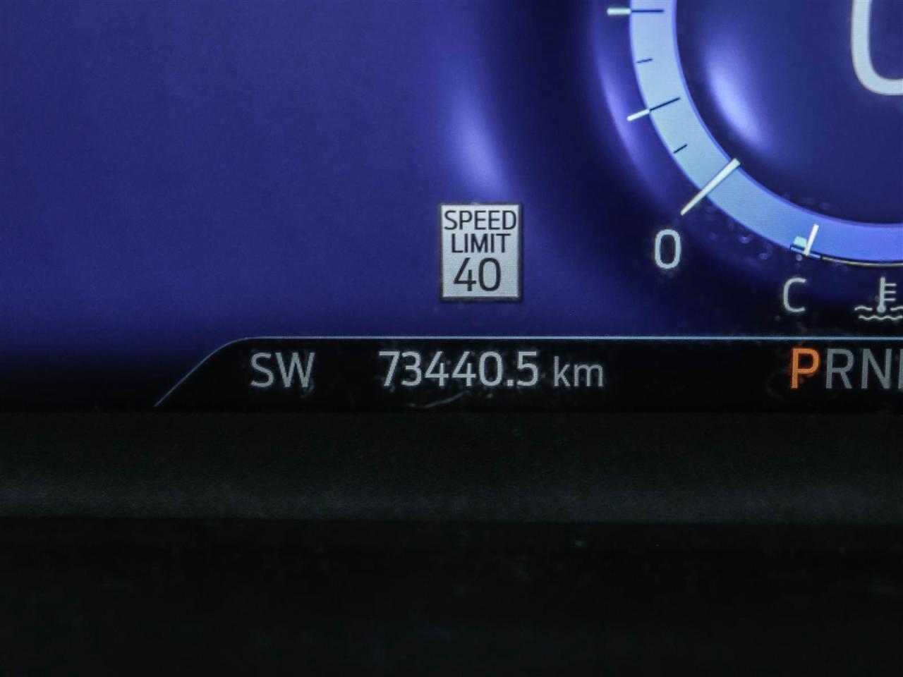 2022 Ford Explorer ST Photo