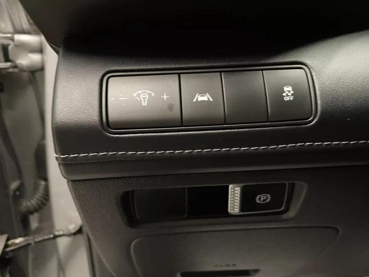 2021 Hyundai Santa Fe Hybrid PREFERRED Photo