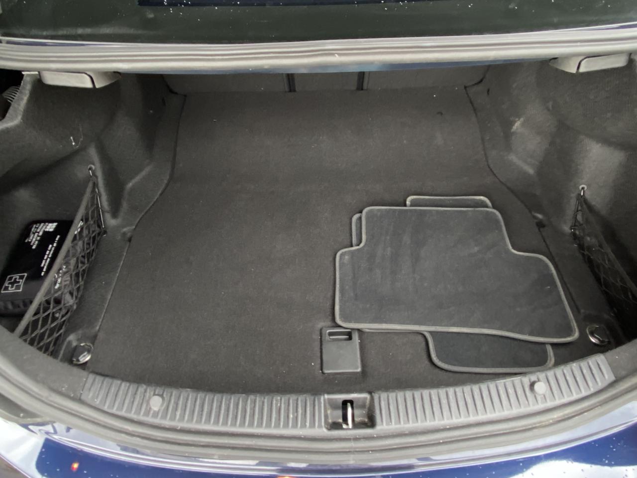 2016 Mercedes-Benz C-Class 4dr Sdn C 300 4MATIC Photo