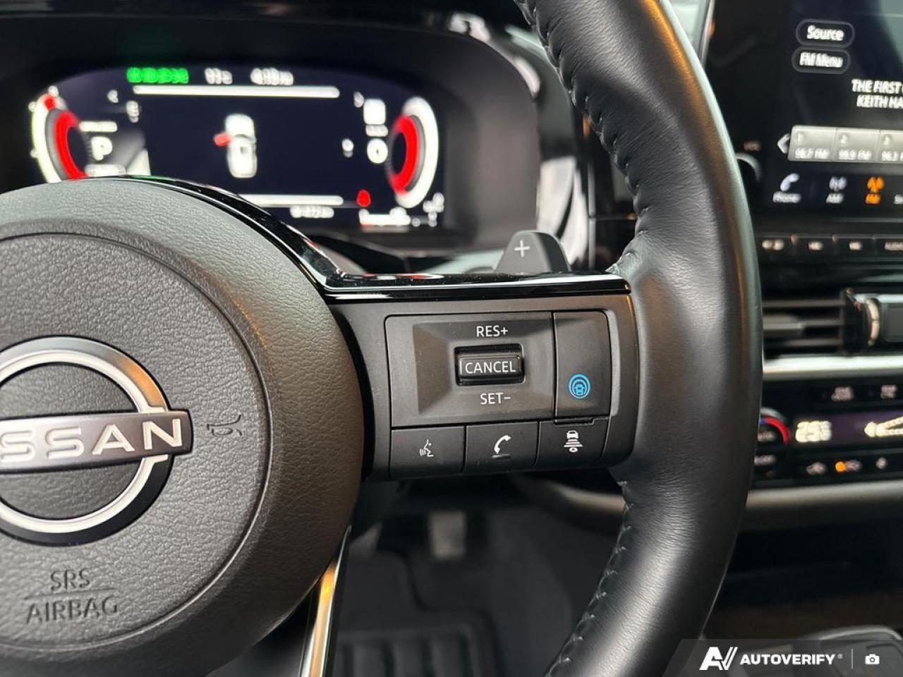 2023 Nissan Pathfinder Platinum BACKUP CAM   BLUETOOTH   HTD & CLD SEATS Photo