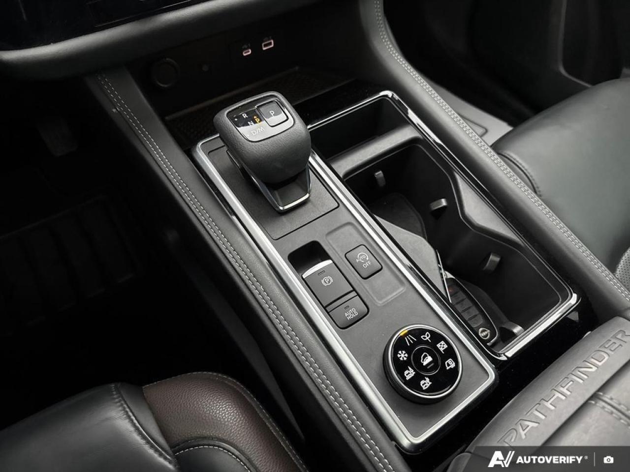 2023 Nissan Pathfinder Platinum BACKUP CAM   BLUETOOTH   HTD & CLD SEATS Photo