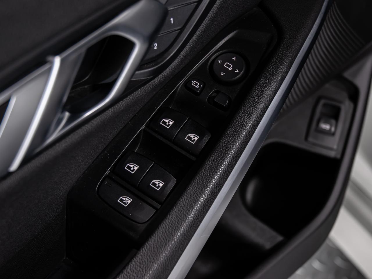 2020 BMW 3 Series 330i xDrive BLIND SPOTS NAVI REAR VIEW CAMERA Photo