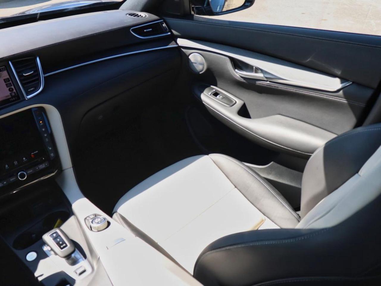 2025 Infiniti QX55 SENSORY   - HUD -  COOLING SEATS! Photo