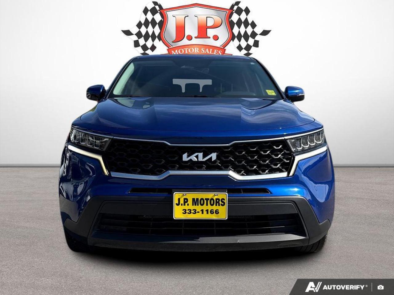 2023 Kia Sorento 2.5L LX+ BACKUP CAM   BLUETOOTH   HTD SEATS   KEYL Photo
