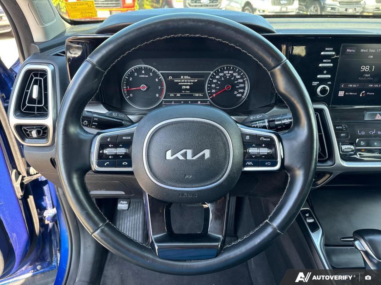 2023 Kia Sorento 2.5L LX+ BACKUP CAM   BLUETOOTH   HTD SEATS   KEYL Photo