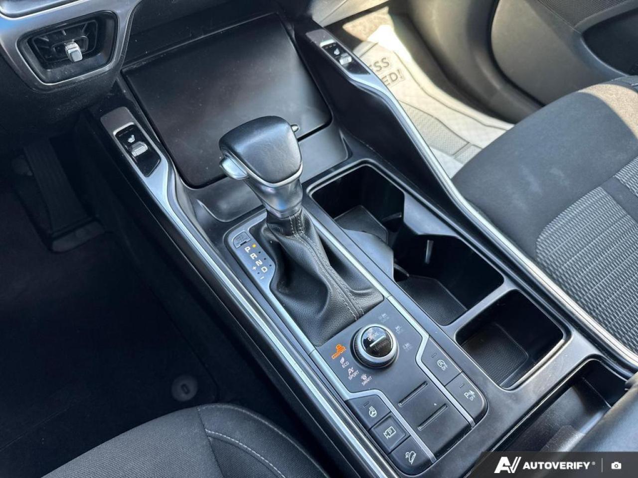 2023 Kia Sorento 2.5L LX+ BACKUP CAM   BLUETOOTH   HTD SEATS   KEYL Photo