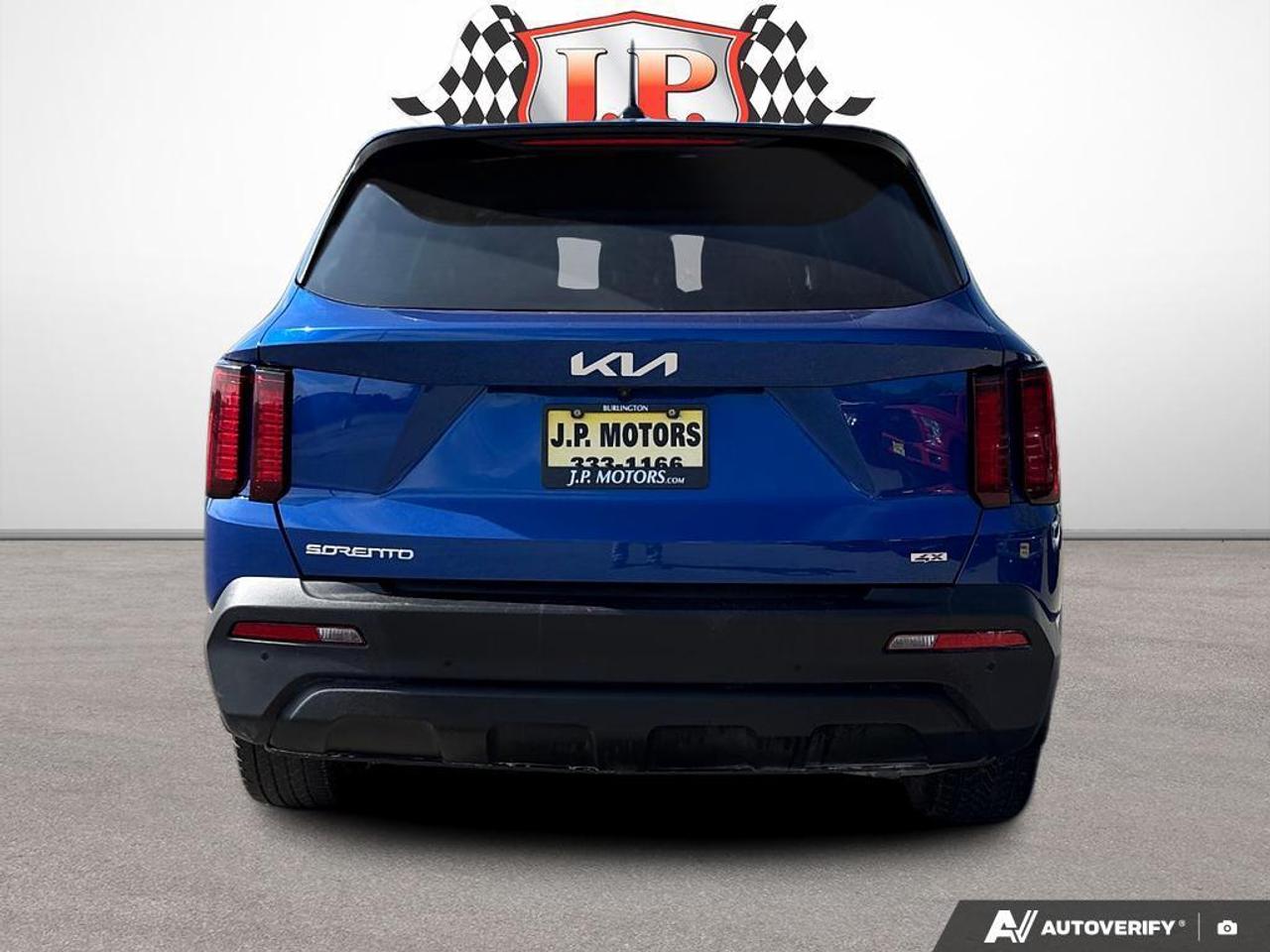 2023 Kia Sorento 2.5L LX+ BACKUP CAM   BLUETOOTH   HTD SEATS   KEYL Photo