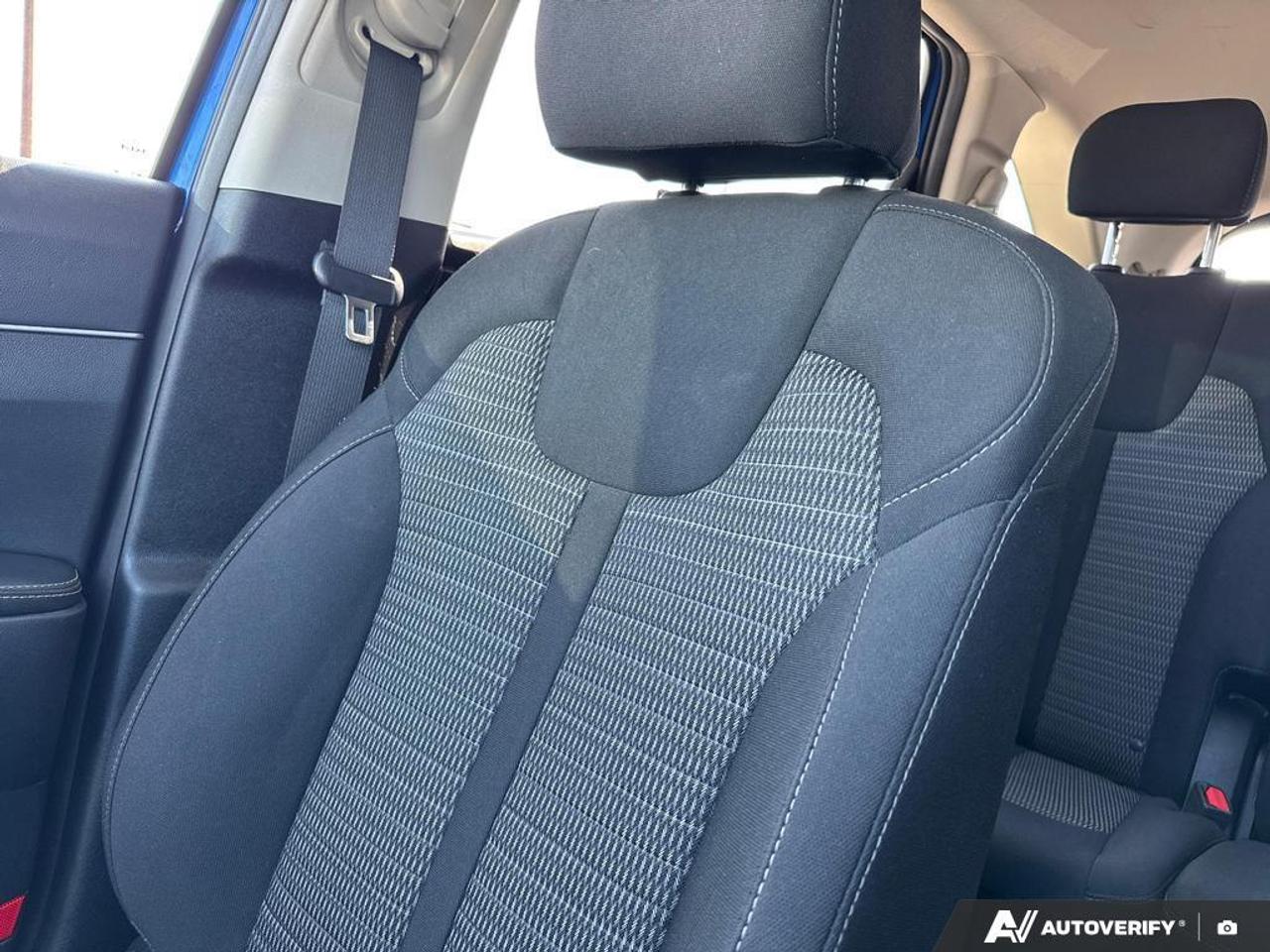 2023 Kia Sorento 2.5L LX+ BACKUP CAM   BLUETOOTH   HTD SEATS   KEYL Photo