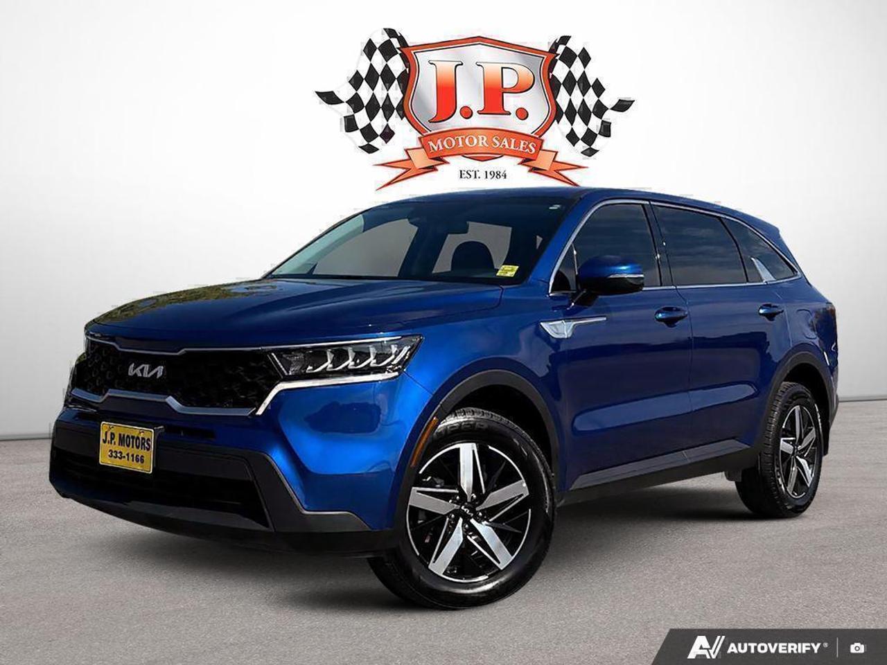 2023 Kia Sorento 2.5L LX+ BACKUP CAM   BLUETOOTH   HTD SEATS   KEYL Photo