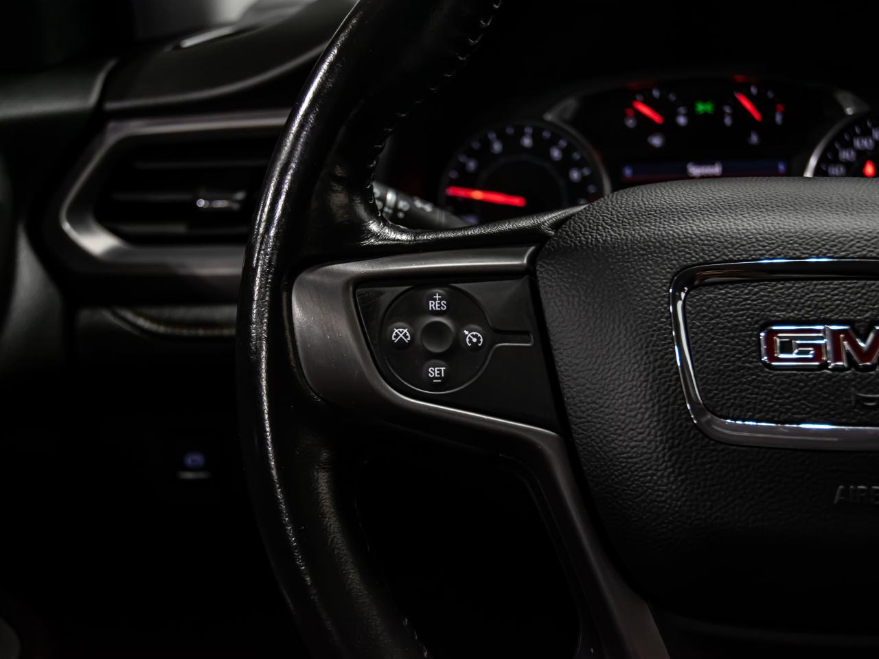 2020 GMC Acadia AWD AT4 NAVIGATION 6 PASSENGER REAR VIEW CAMERA Photo