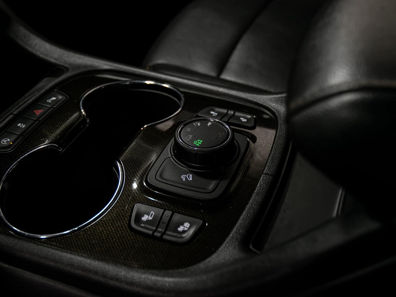 2020 GMC Acadia AWD AT4 NAVIGATION 6 PASSENGER REAR VIEW CAMERA Photo