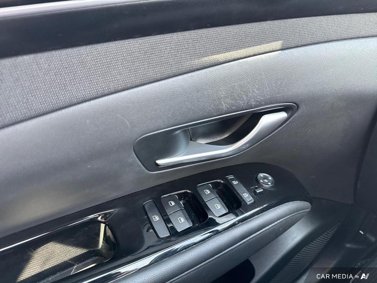 2024 Hyundai Santa Cruz Ultimate BACKUP CAM   BLUETOOTH   HTD & CLD SEATS Photo